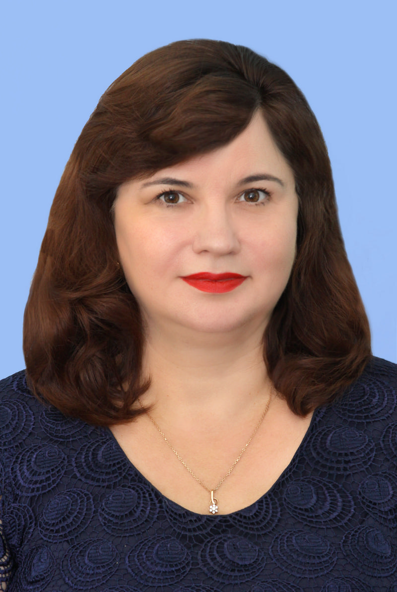 Щербак Олена Валентинівна Декан факультету біотехнологій , професор кафедри біотехнології, молекулярної біології та водних біоресурсів ДБТУ