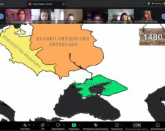 Засідання політклубу Думка